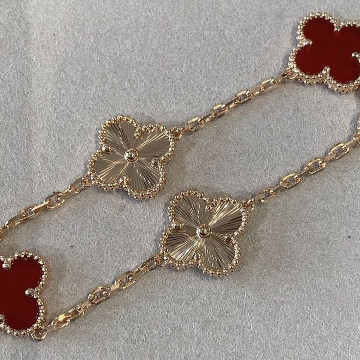 Bracelet 5 Motifs VC - Red
