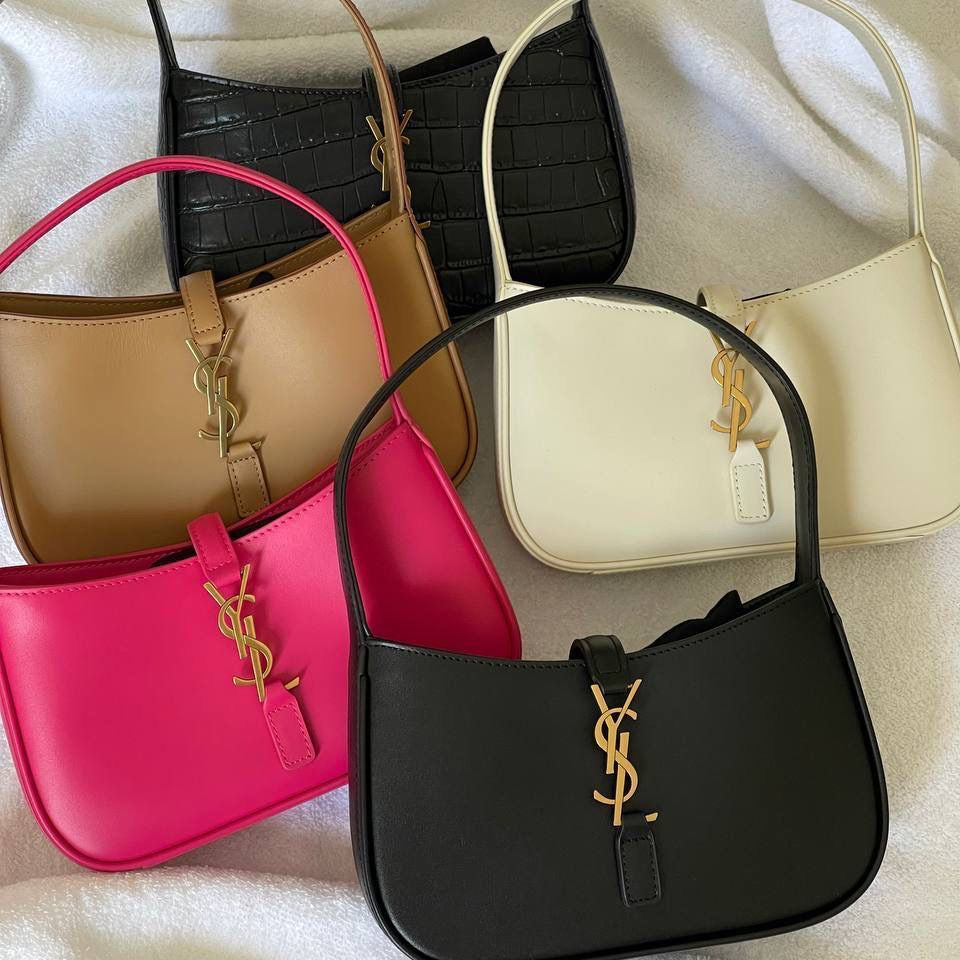 Le 5 à 7 Saint Laurent