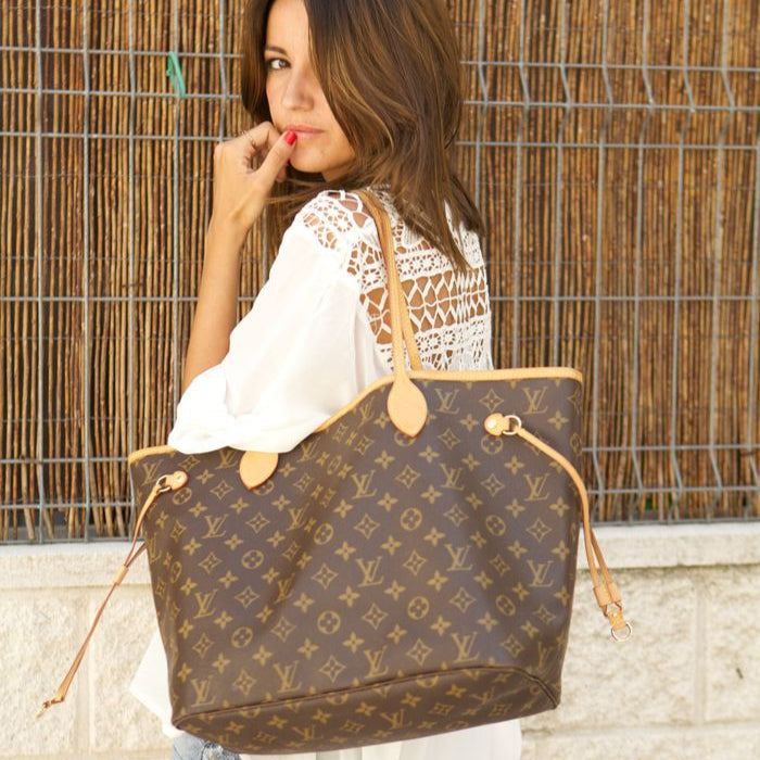 Louis Vuitton Neverfull MM Bag