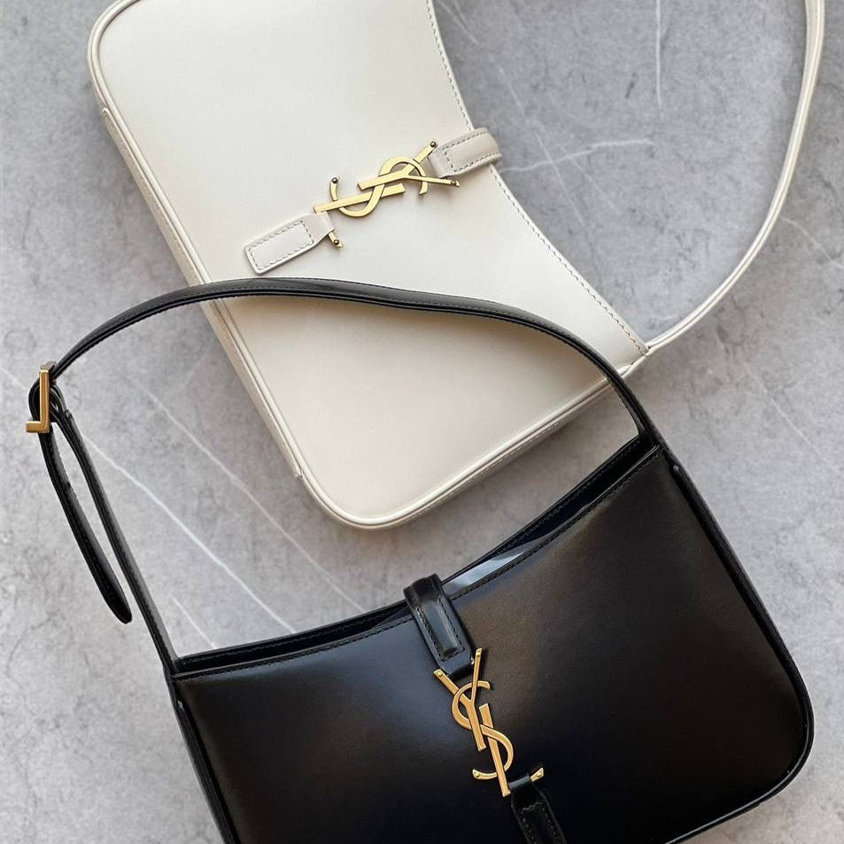 Le 5 à 7 Saint Laurent